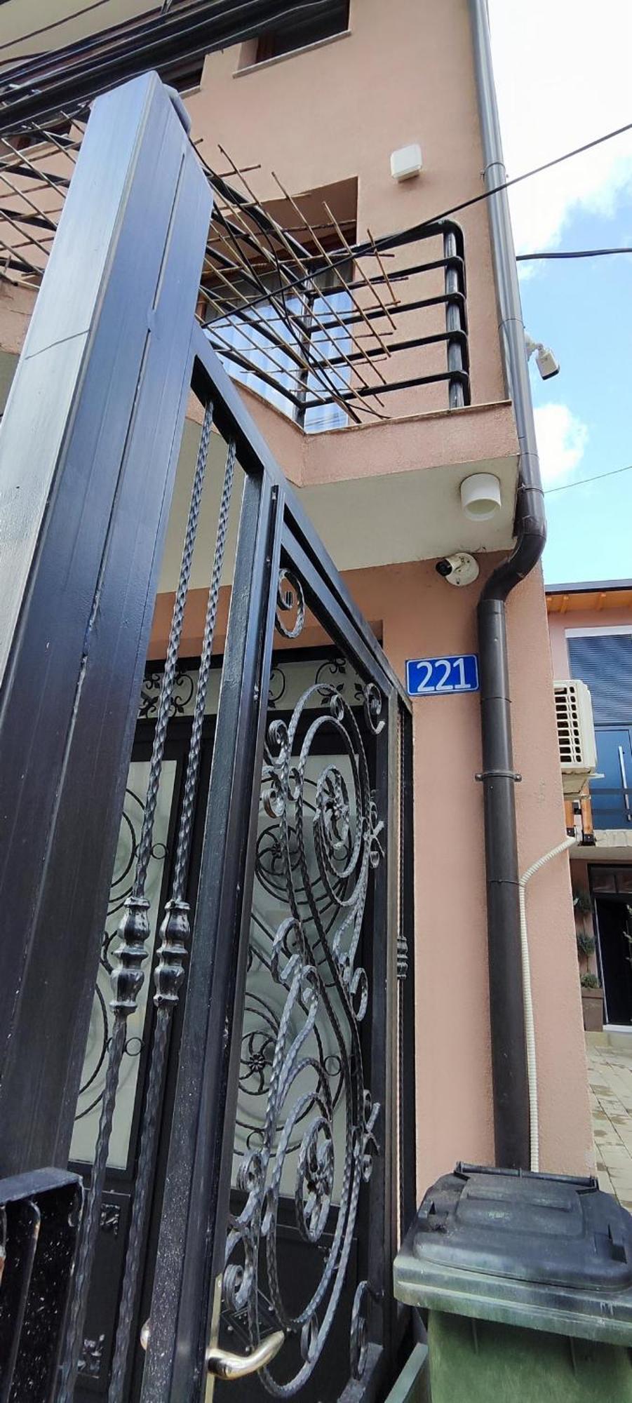 Oldtown Prishtina Apartments Pristina Rum bild